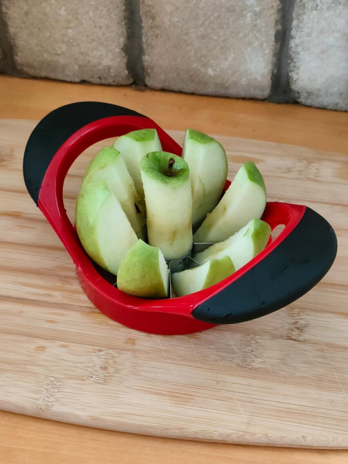 Apple Corer And Slicer - Stainless Steel Apple Corer Kitchen Tool - Lets Take It Now